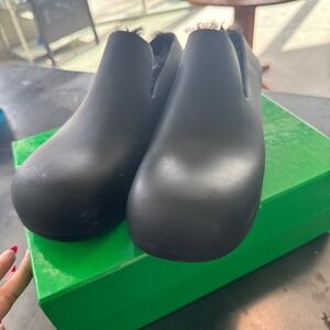 Bottega veneta slides